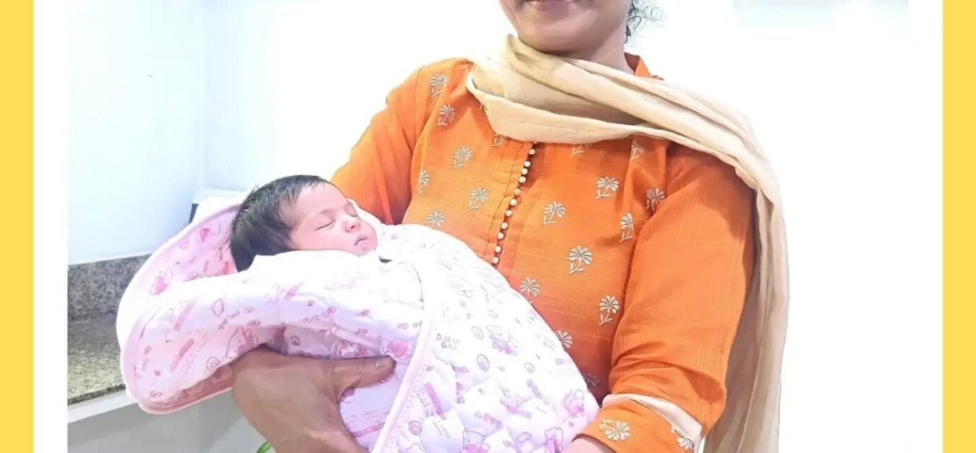 Best IVF Doctor in Noida - Dr Rakhi